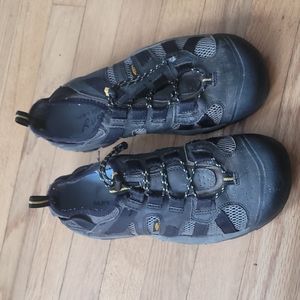 Keen Hiking Shoes